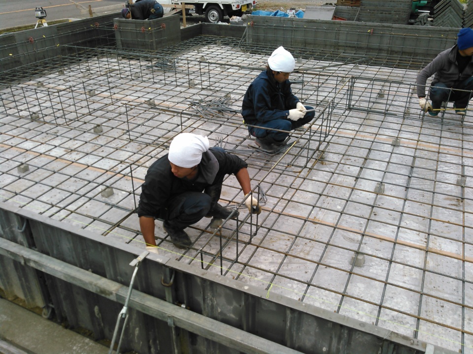 基礎工事