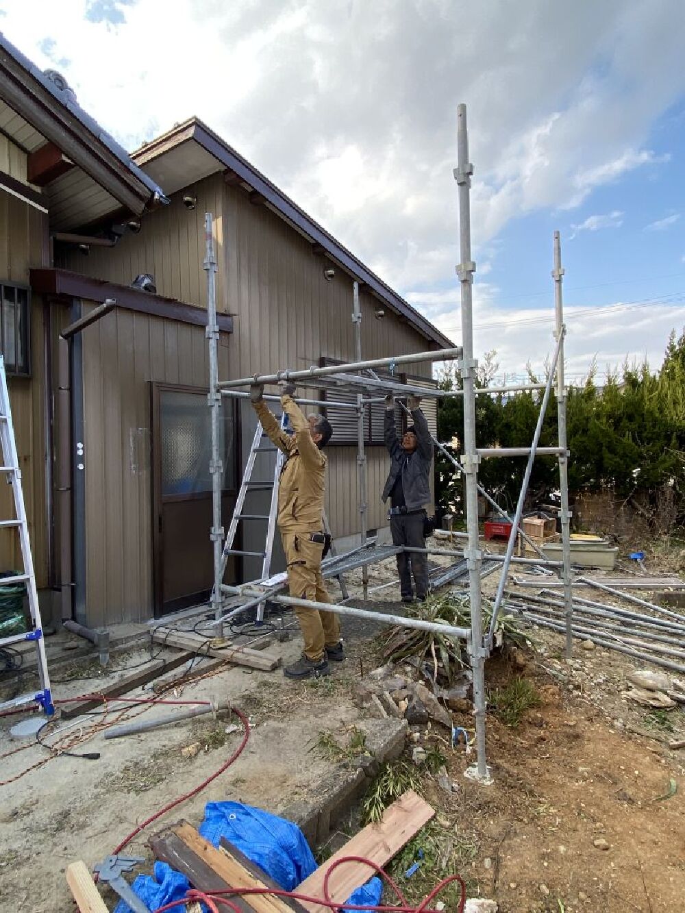 母屋屋根カット工事