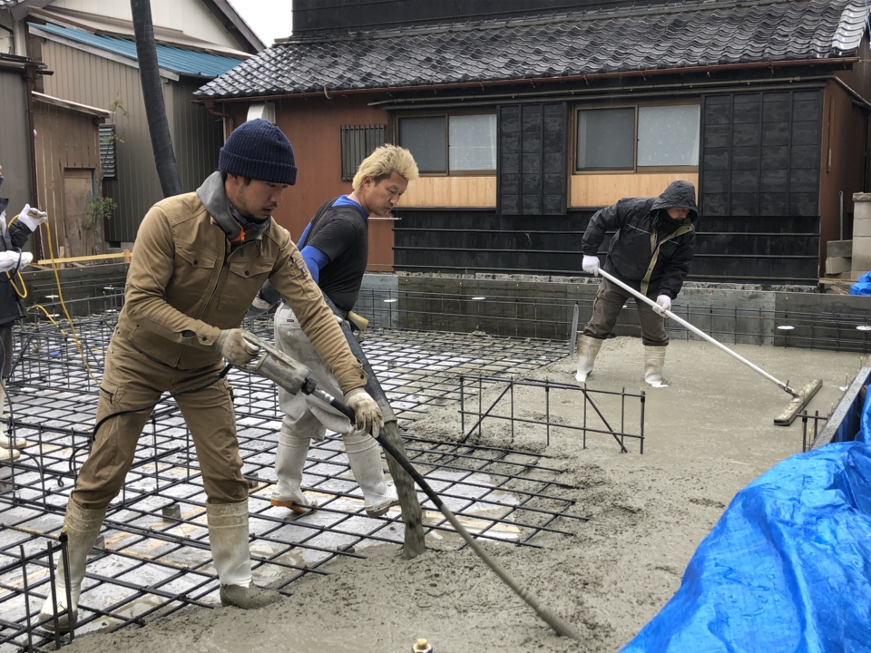 基礎工事